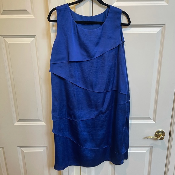 Vince Camuto Dresses & Skirts - Vince Camuto Blue Silky Tiered Dress